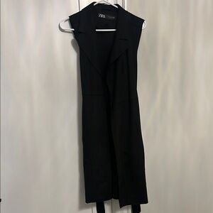 Zara Sleeveless Black Vest